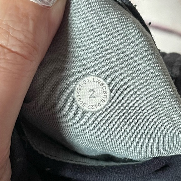 Lululemon Align High-Rise Crop with Pockets Size 2 - Picture 5 of 5